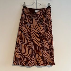 & Other Stories silky pink patterned knee-length skirt